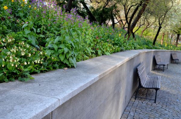 Concrete Retaining Wall Service in Santa Ana