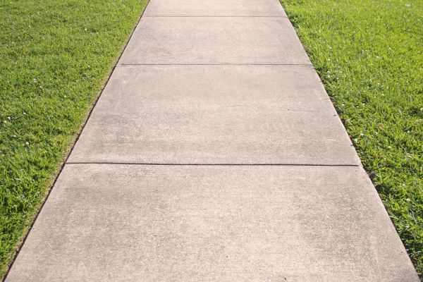 Cement Sidewalk Replacement in Santa Ana