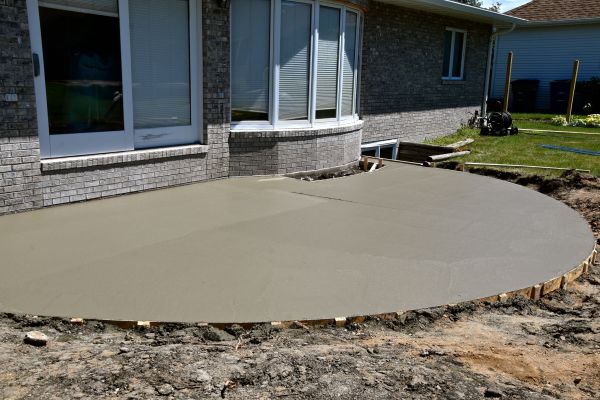 Cost of Deck Concrete Construction in Santa Ana